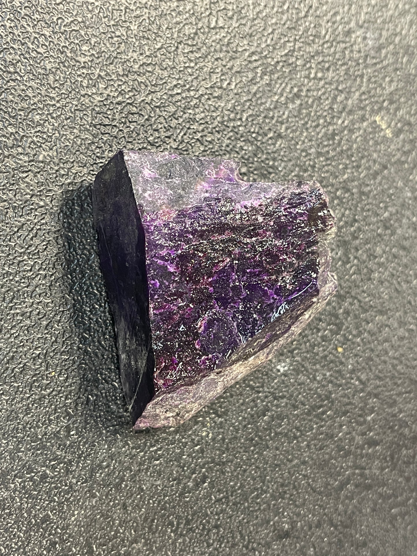 Sugilite Rough - 139 grams